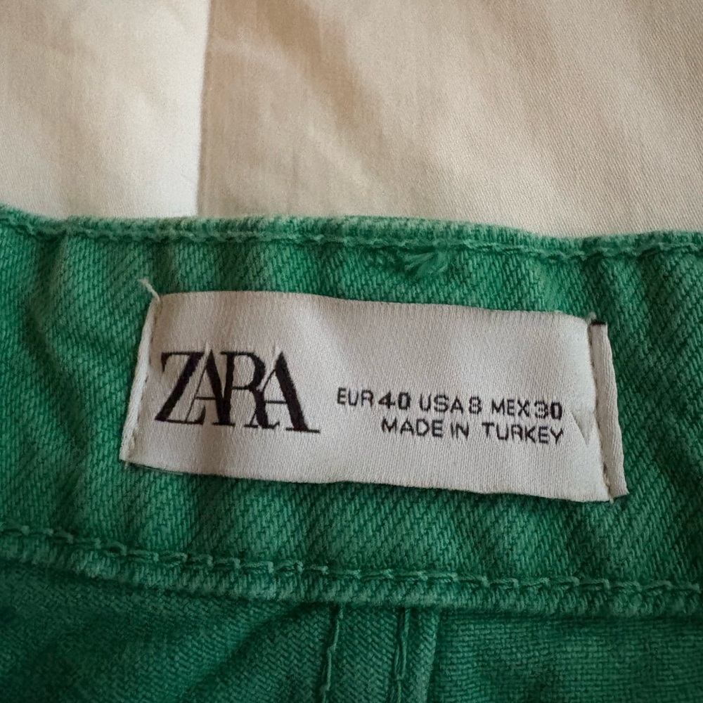 Zara Woman’s Wide Leg Raw Hem Green Jeans - Picture 3 of 3
